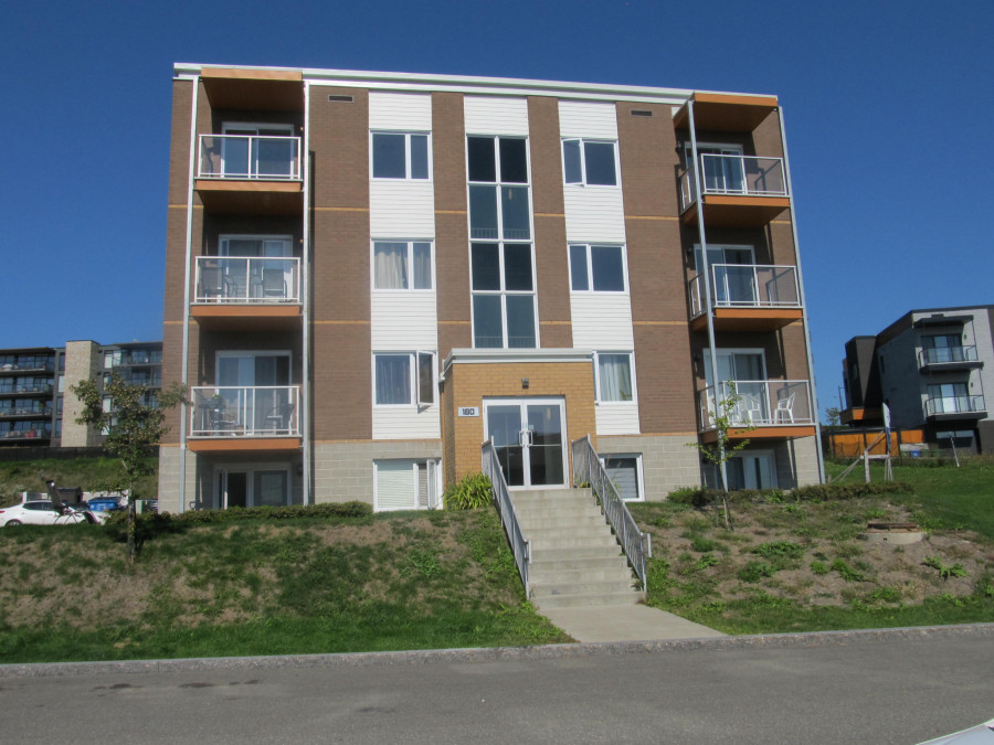 UN TOIT EN RÉSERVE-HABITATIONS DU FLEUVE- rue Marie-Chapelier & rue Françoise-Garnier 