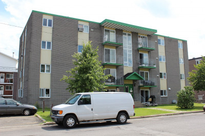 COOPÉRATIVE L’ÉCHOUERIE, 558-565-567 Avenue du Fleuve COOPÉRATIVE L’ÉCHOUERIE, 558-565-567 Avenue du Fleuve