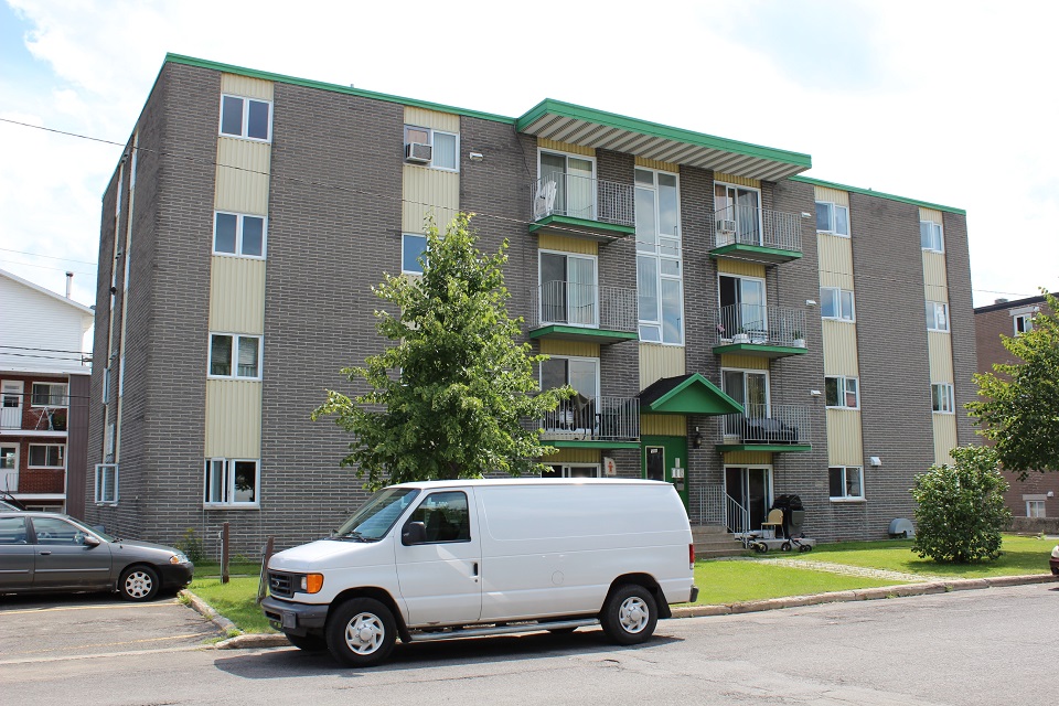 COOPÉRATIVE L’ÉCHOUERIE, 558-565-567 Avenue du Fleuve